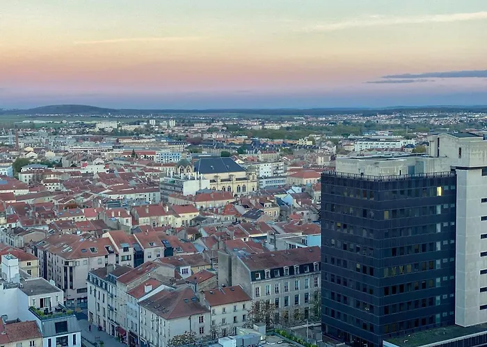 Le Panoramik Nancy Gare, Option Parking, Balcon