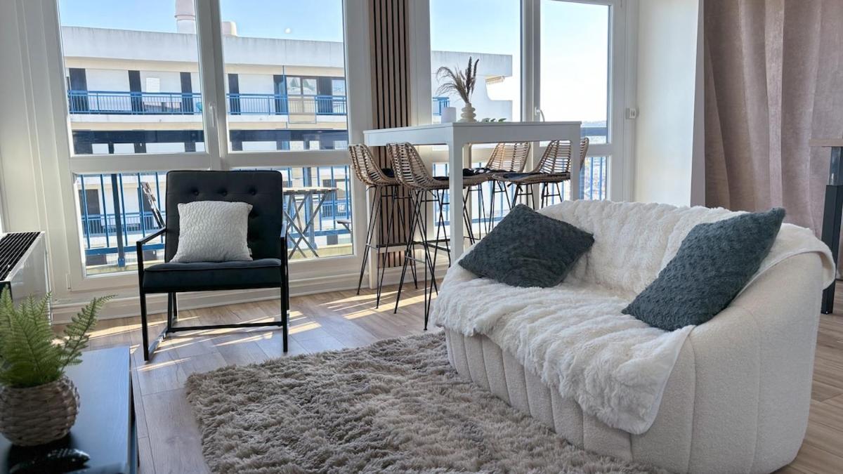Le Panoramik Gare, Option Parking, Balcon *